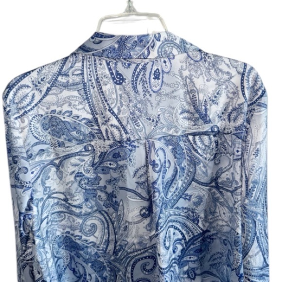 Joie Paisley Blue/White Blouse Button Front Sz Large Satiny - Picture 10 of 11